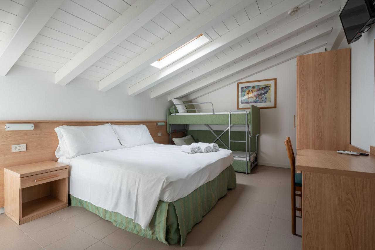 Hotel Boston 3 Stelle Superior Frontemare Lido di Jesolo Ngoại thất bức ảnh